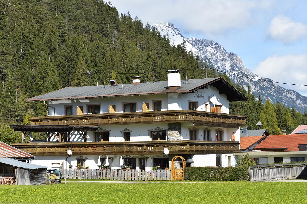 Pension Und Apartments Landhaus Marie Leutasch Zewnętrze zdjęcie